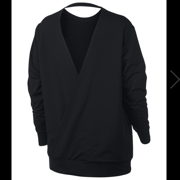 NWT Nike asymmetrical training top cover - Picture 1 of 5